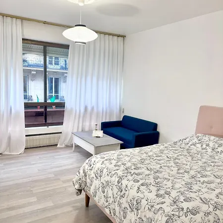 Le Berri Chic Studio-steps From Champs-elysees 아파트 파리