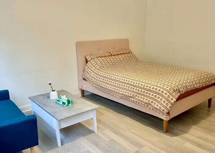 아파트 Le Berri Chic Studio-steps From Champs-elysees