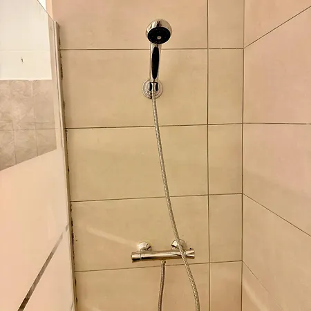 Le Berri Chic Studio-steps From Champs-élysées