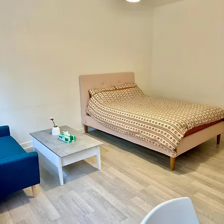 Appartamento Le Berri Chic Studio-steps From Champs-élysées