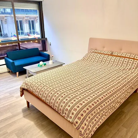 Le Berri Chic Studio-steps From Champs-élysées Appartamento *