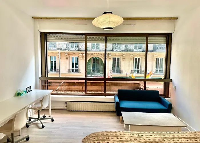 Διαμέρισμα Le Berri Chic Studio-steps From Champs-elysees